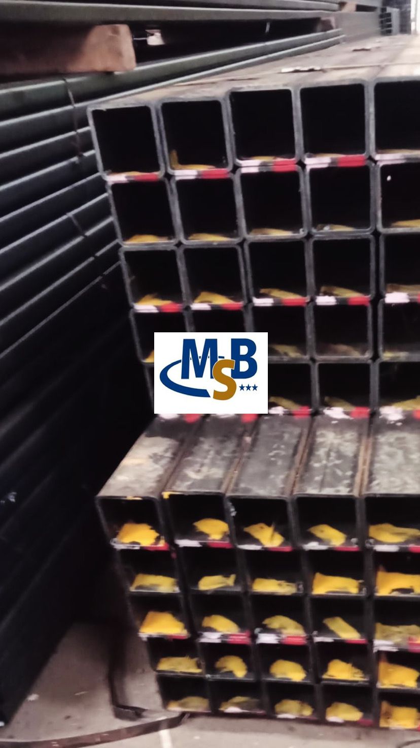 Besi Hollow 100 × 100 mm Panjang 6 Meter